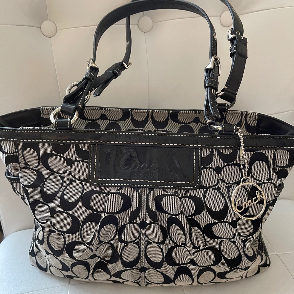 Authentic Coach Signature Pleated Gallery Tote